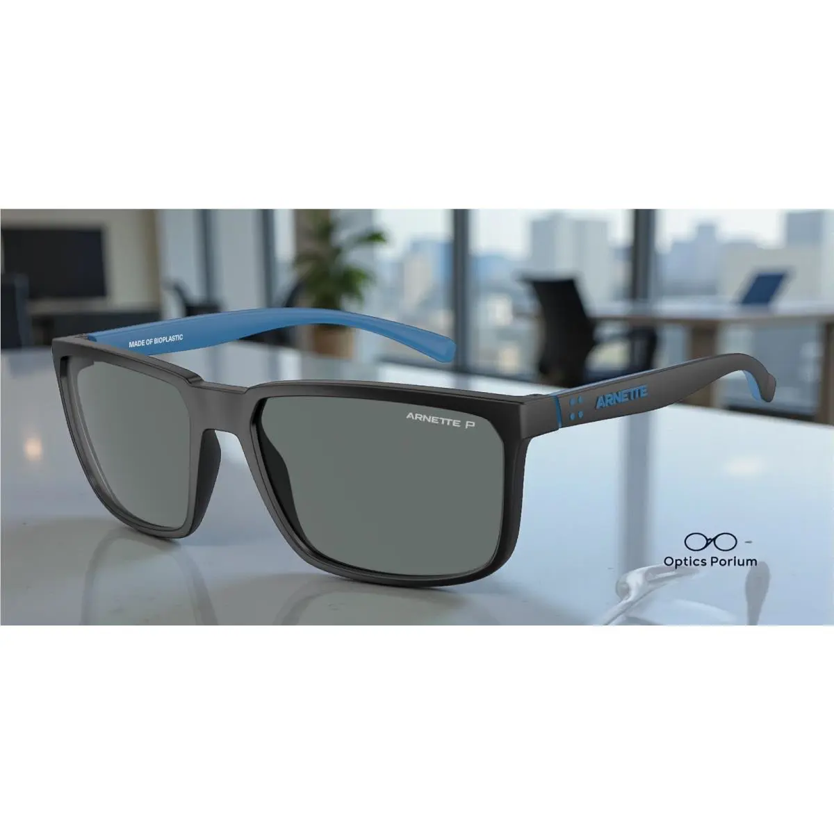 Arnette Man Sunglasses Matte Black Frame Polarized Dark Grey Lenses 58MM