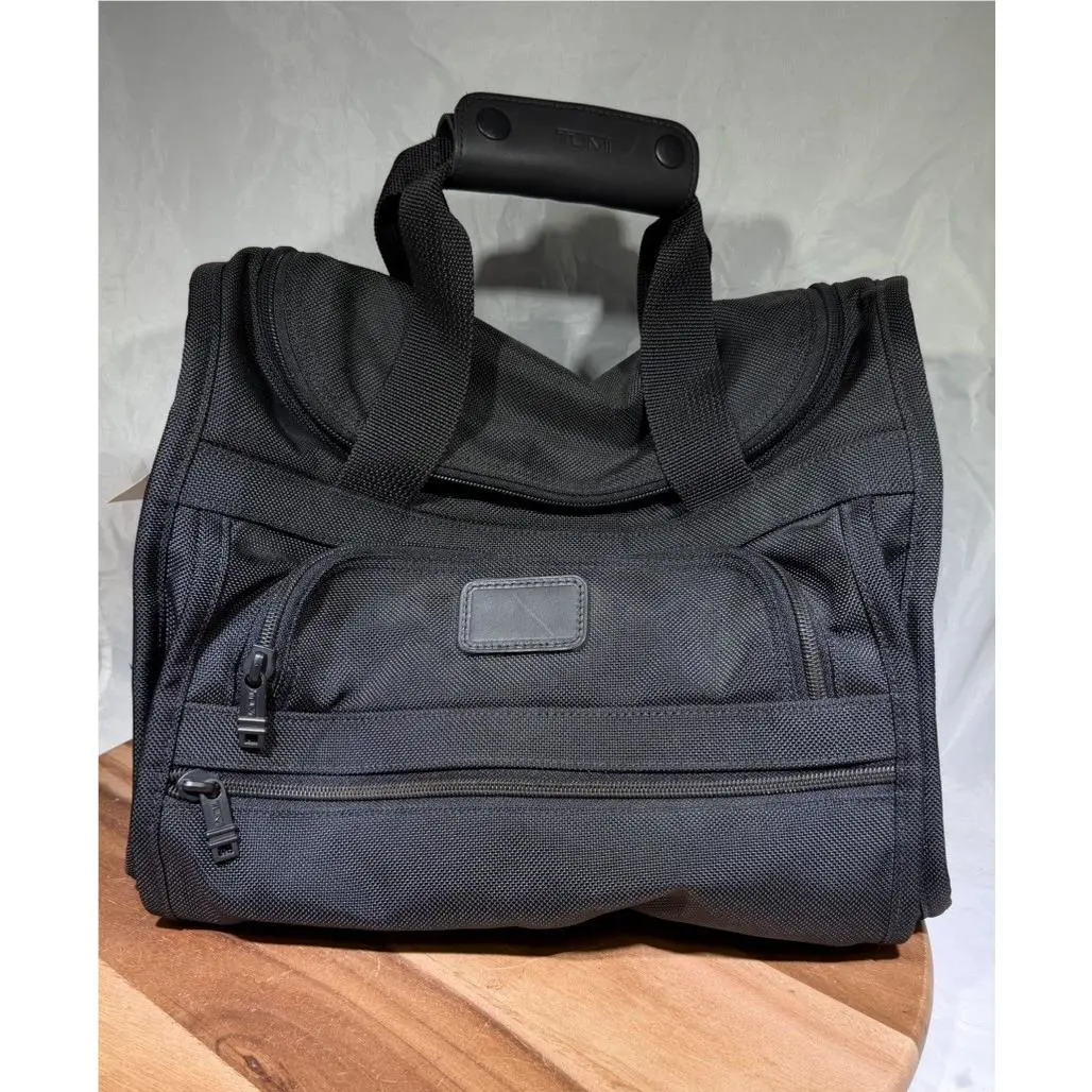 No Strap Tumi Alpha Duffle Bag Black Ballistic Nylon 14” 261D3 Small Carryon