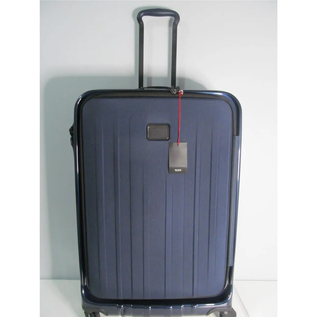 Tumi V4 Navy 30.5 Extended Trip Dual Access Extended Trip Check In Tsa Lock-nwt