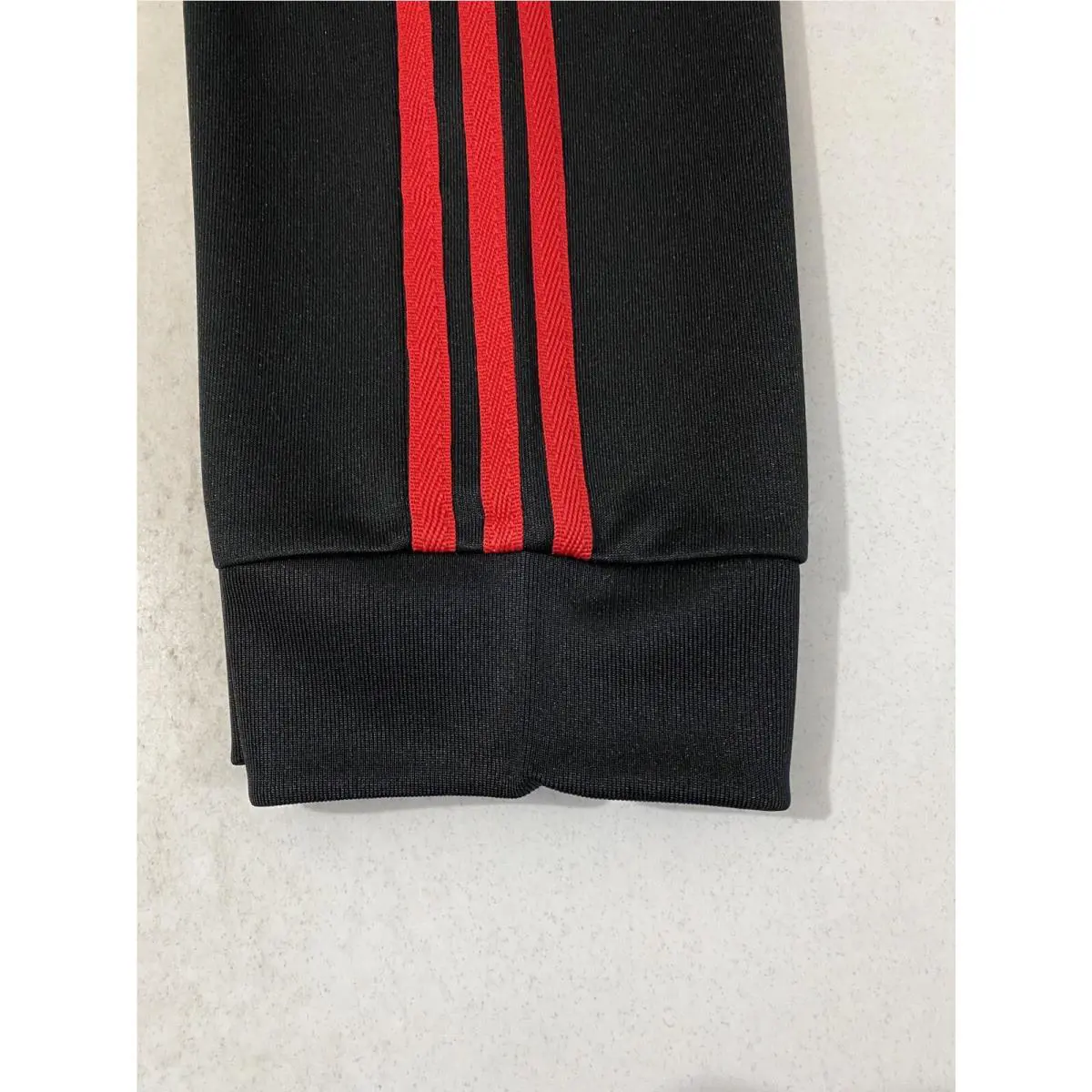 Adidas clothing - Black Better Scarlet 6