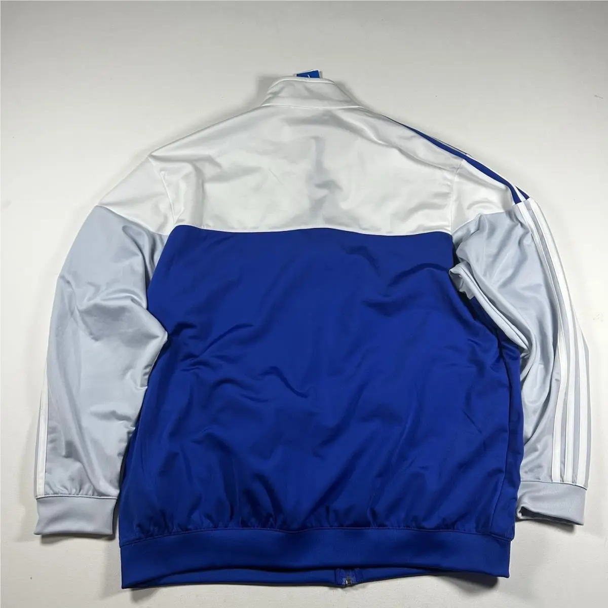 Adidas clothing - Blue 5