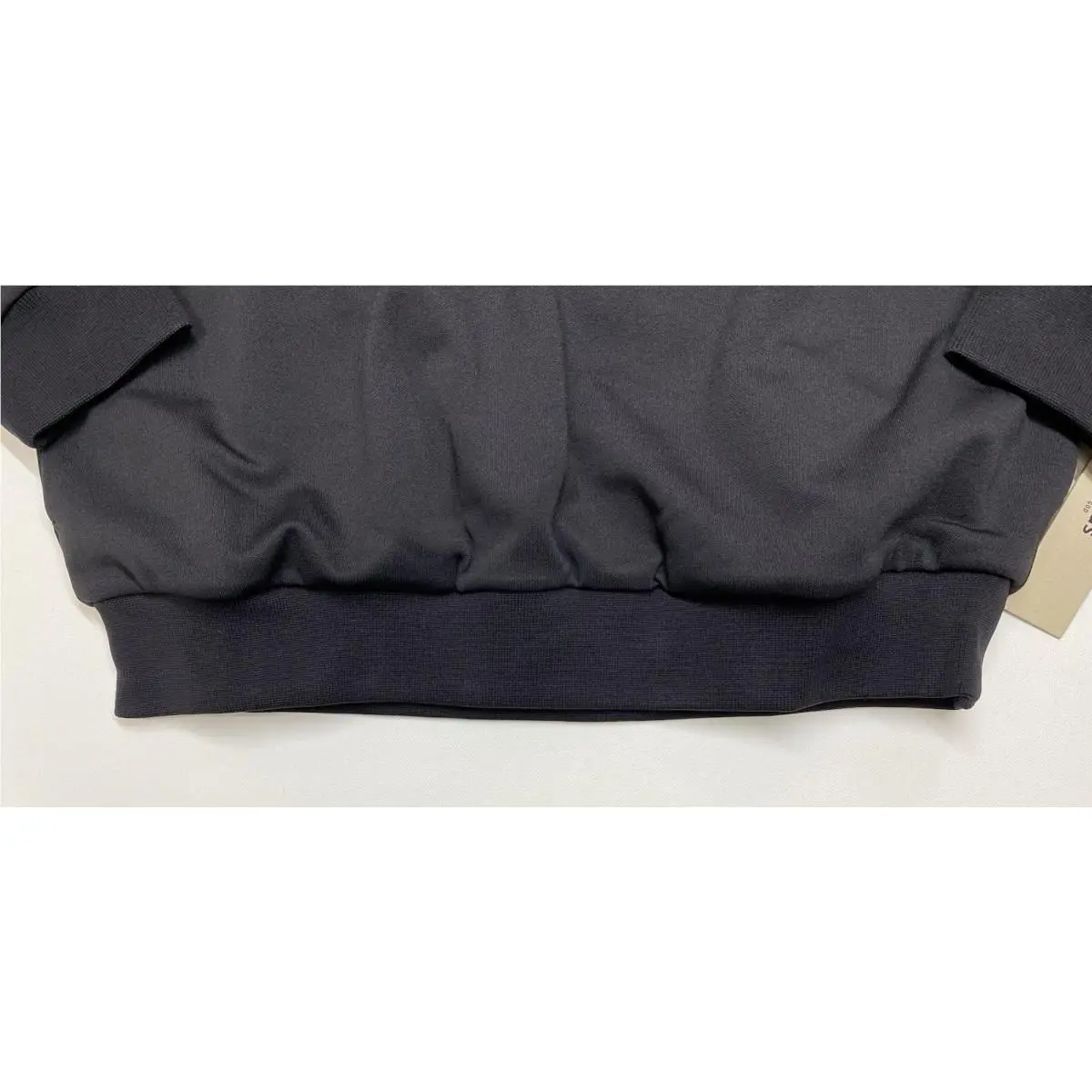 Adidas clothing - Black 6