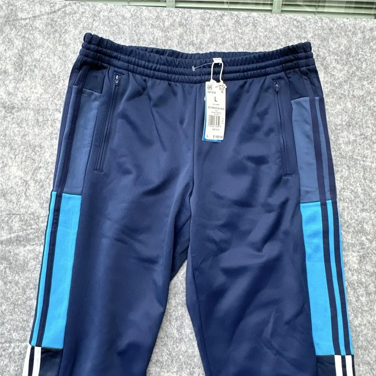 Adidas clothing - HK7476 - HK7476 - Night Indigo 7