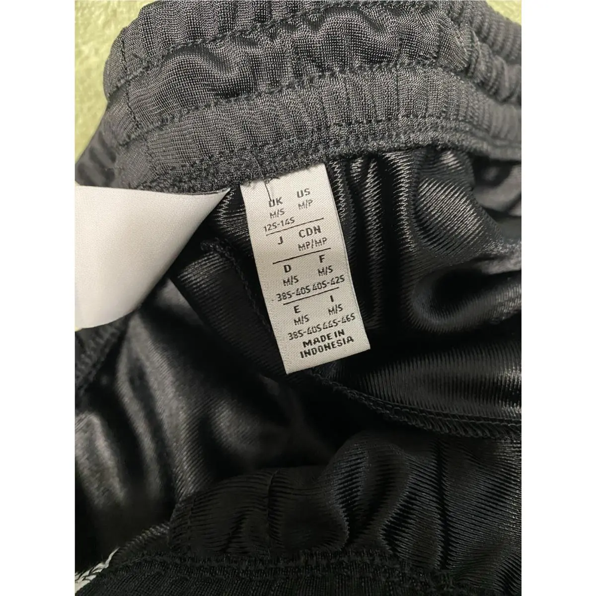 Adidas clothing - JC8245 - JC8245 - Black 3