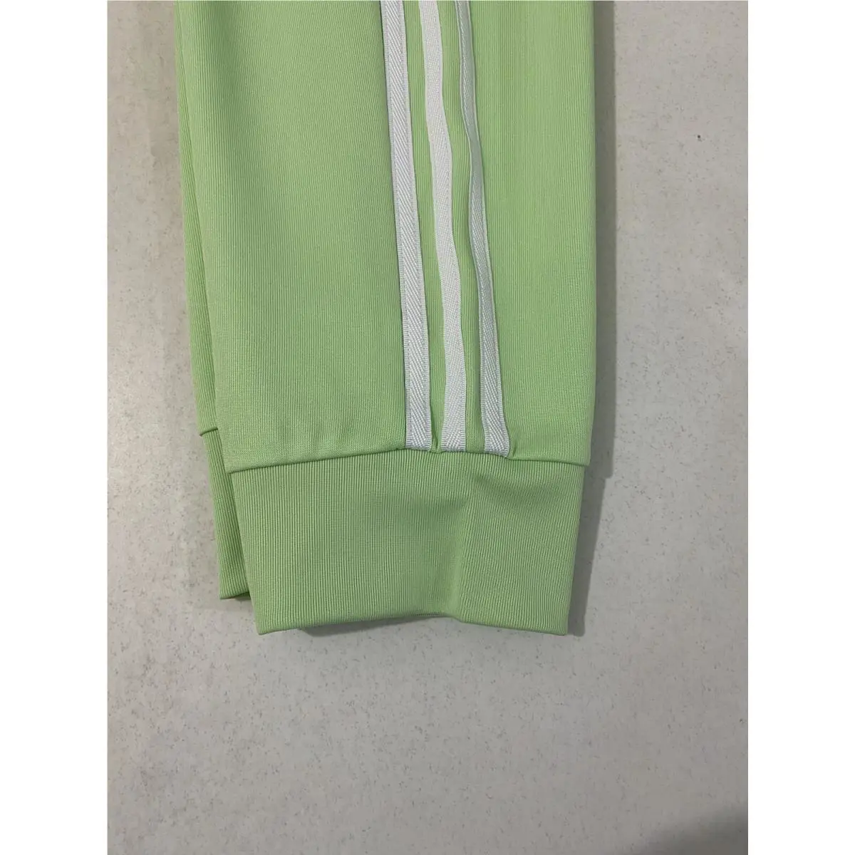 Adidas clothing - Semi Green Spark White 4