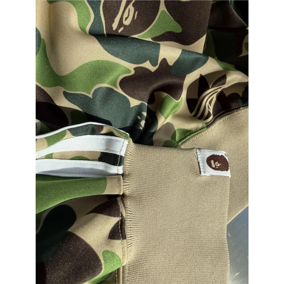 Adidas clothing - adidas SHARK TRACK HOODIE BAPE JACKET - KF4196 - Green 11