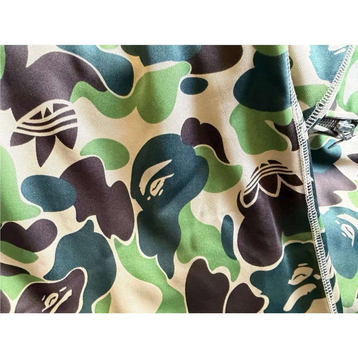 Adidas clothing - adidas SHARK TRACK HOODIE BAPE JACKET - KF4196 - Green 16