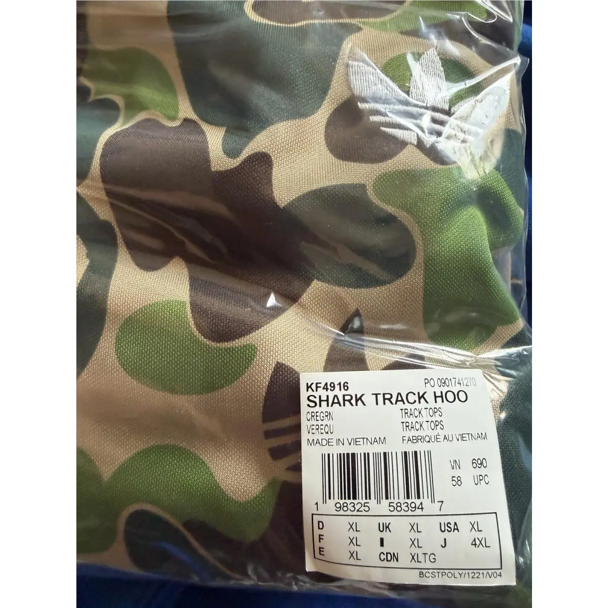 Adidas clothing - adidas SHARK TRACK HOODIE BAPE JACKET - KF4196 - Green 3