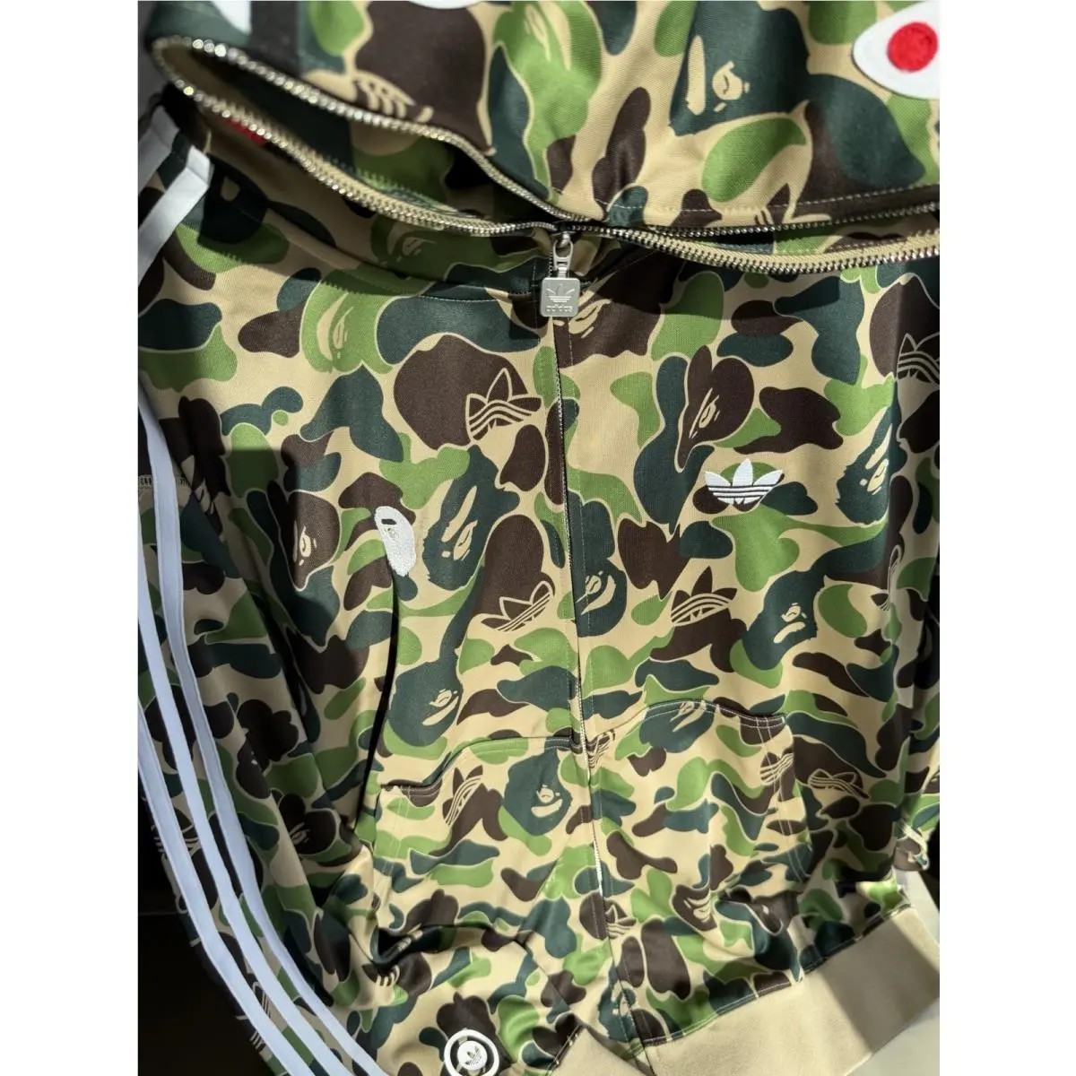 Adidas clothing - adidas SHARK TRACK HOODIE BAPE JACKET - KF4196 - Green 6