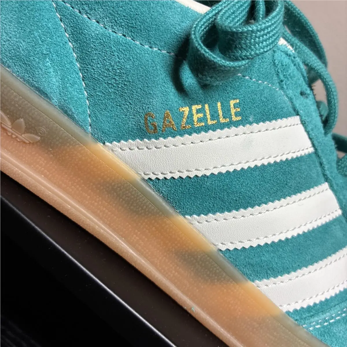 Adidas shoes - Gazelle Indoor - Gazelle Indoor - JQ8391 - Pure Teal / Off White / Gold Metallic 0