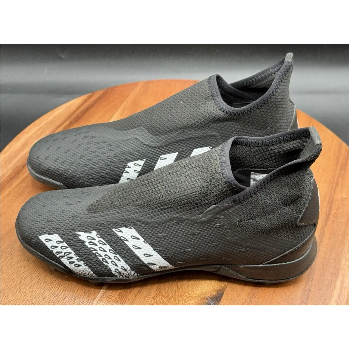 Adidas Predator Freak.3 TF Demonscale Black Sz 6 Laceless Soccer Cleats