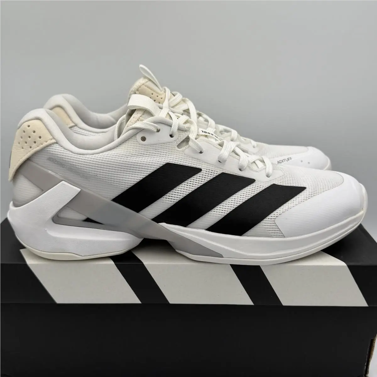 Adidas Adizero Ubersonic 5 Size 8 White/black/silver Men`s Tennis Shoes