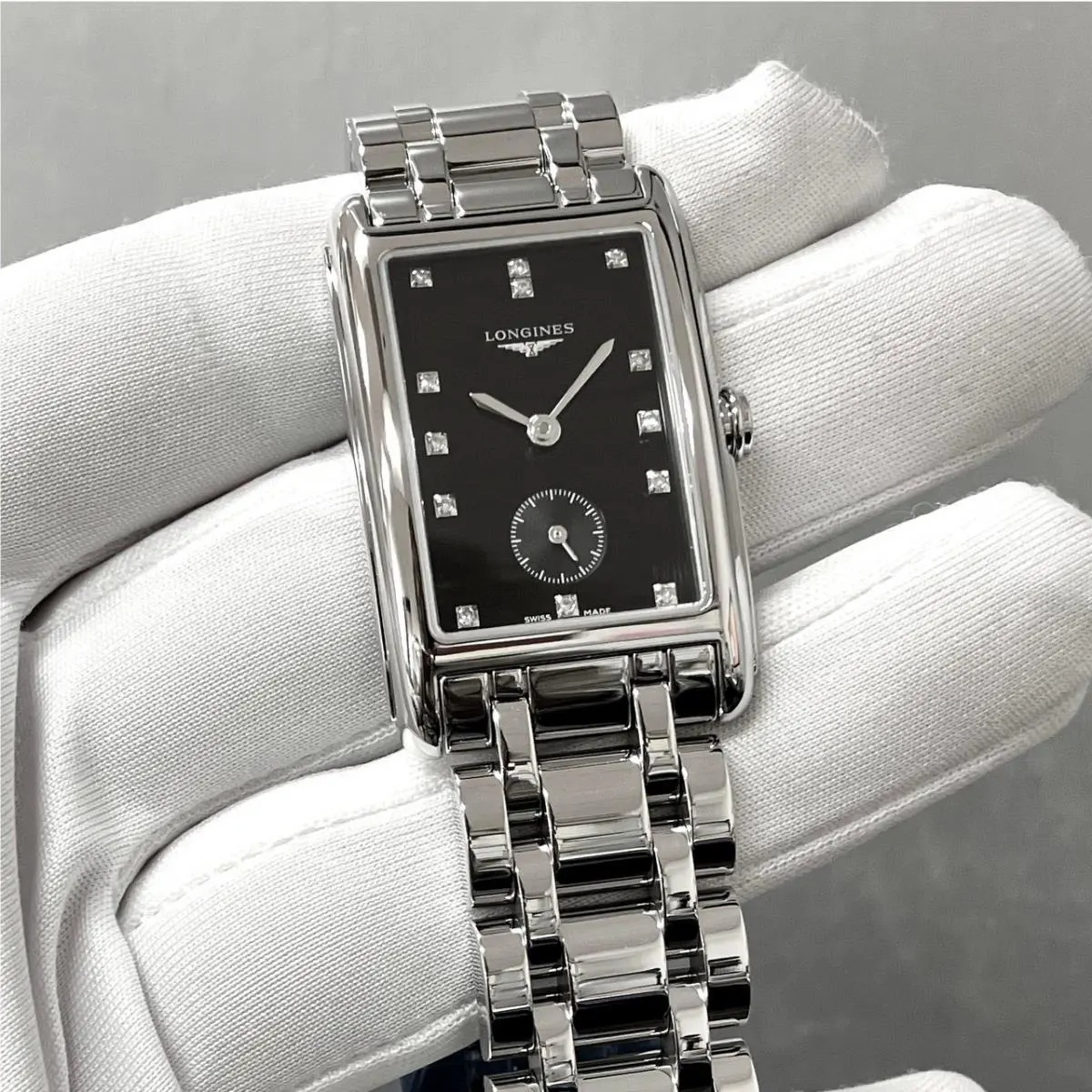 Longines Dolcevita Quartz 37mm Black Diamond Dial SS Women`s Watch L5.512.4.57.6