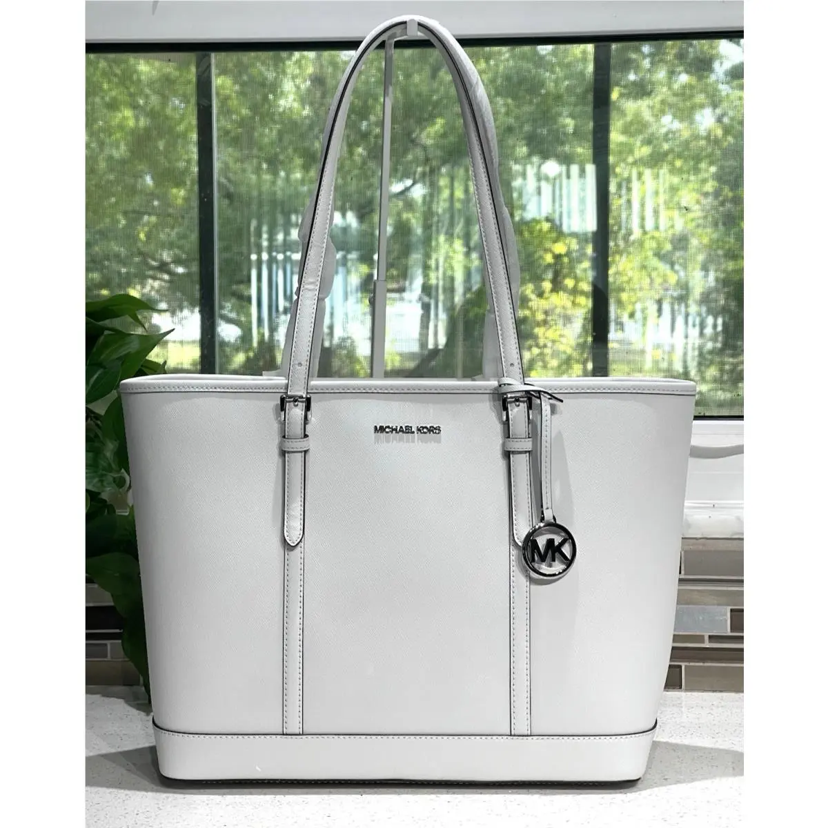 Michael Kors Jet Set Travel Large Zip Shoulder Tote Bag MK White Leather Silver