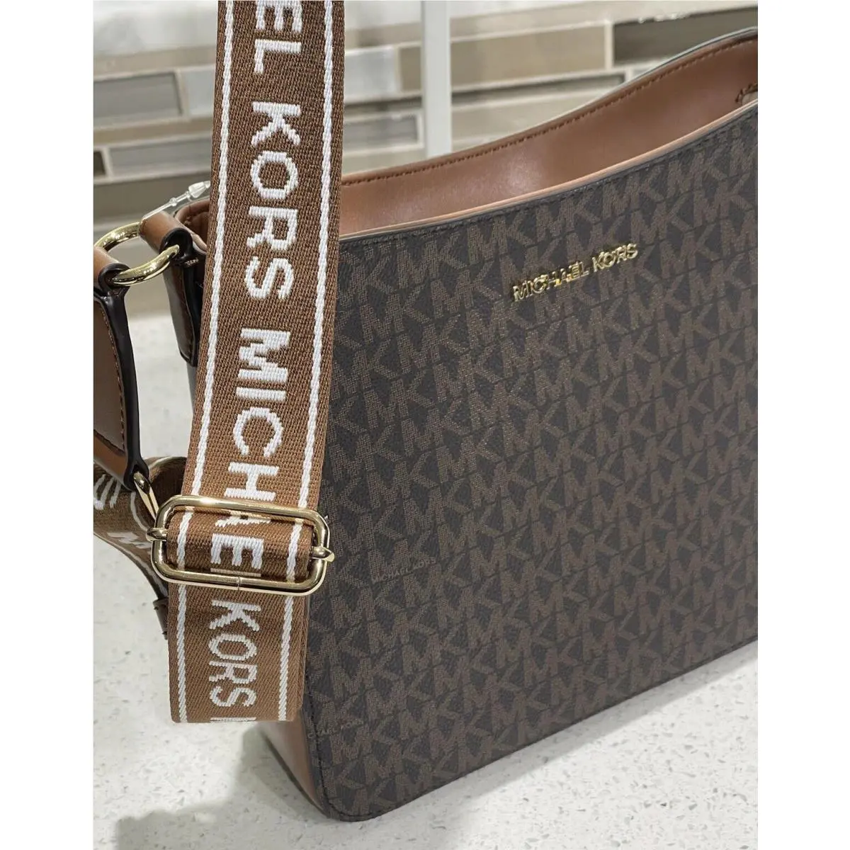 Michael Kors Jet Set Travel Small Zip Crossbody Messenger Bag Tote MK Brown Logo