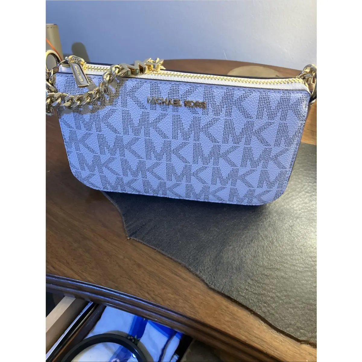 Michael Kors Jet Set SM Chain Handle Pouchette Vanilla/lugg