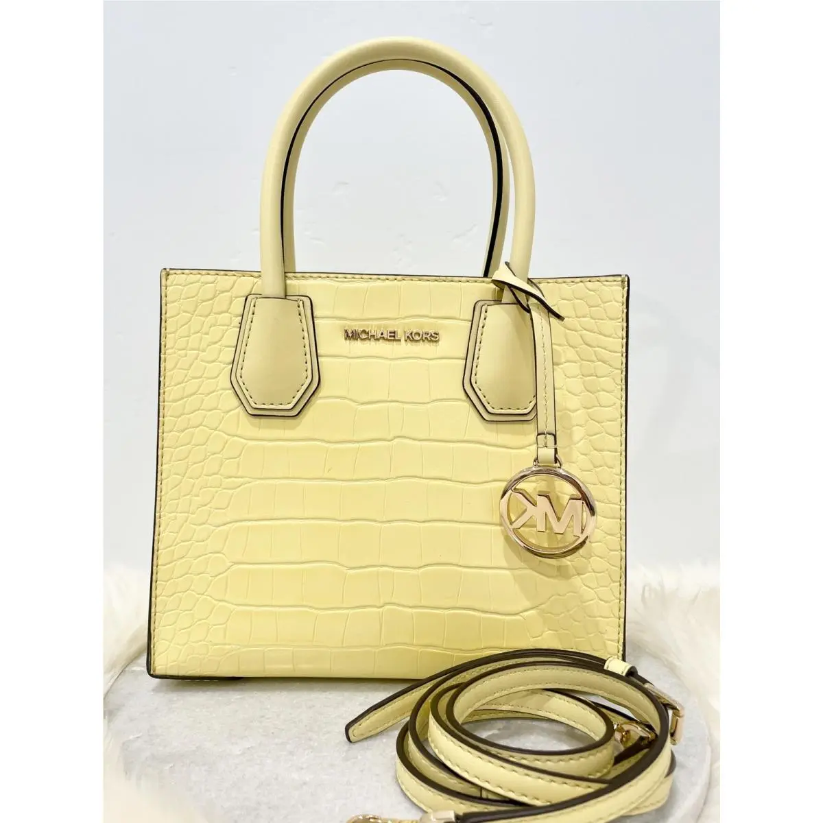 Michael Kors Mercer Md Messenger Crossbody Satchel Bag Buttercup Yellow