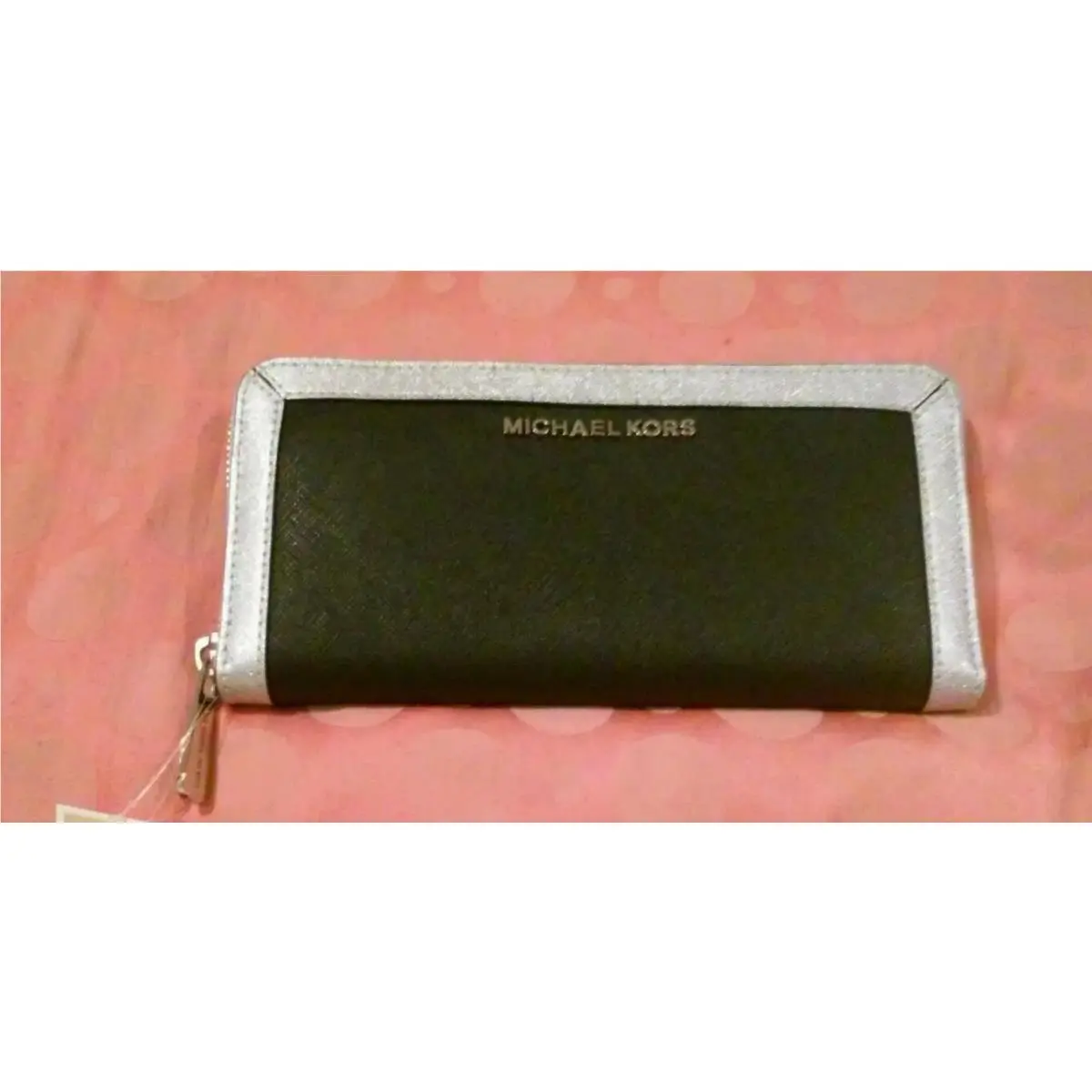 Michael Kors Jet Set Continental Powder Black Wallet