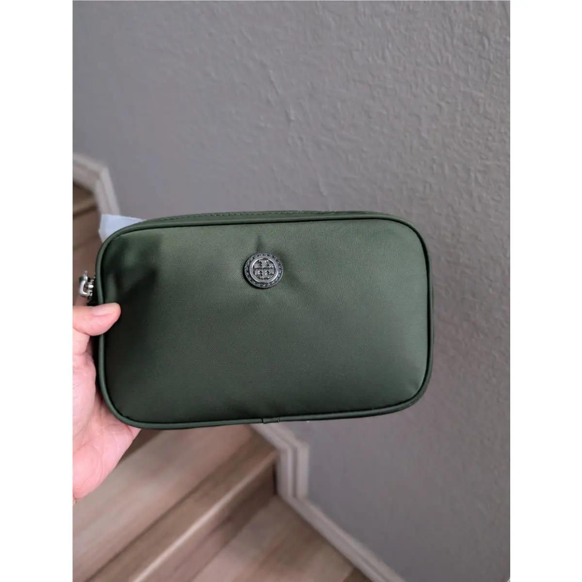 Tory Burch Virginia Nylon Belt Bag In Basil