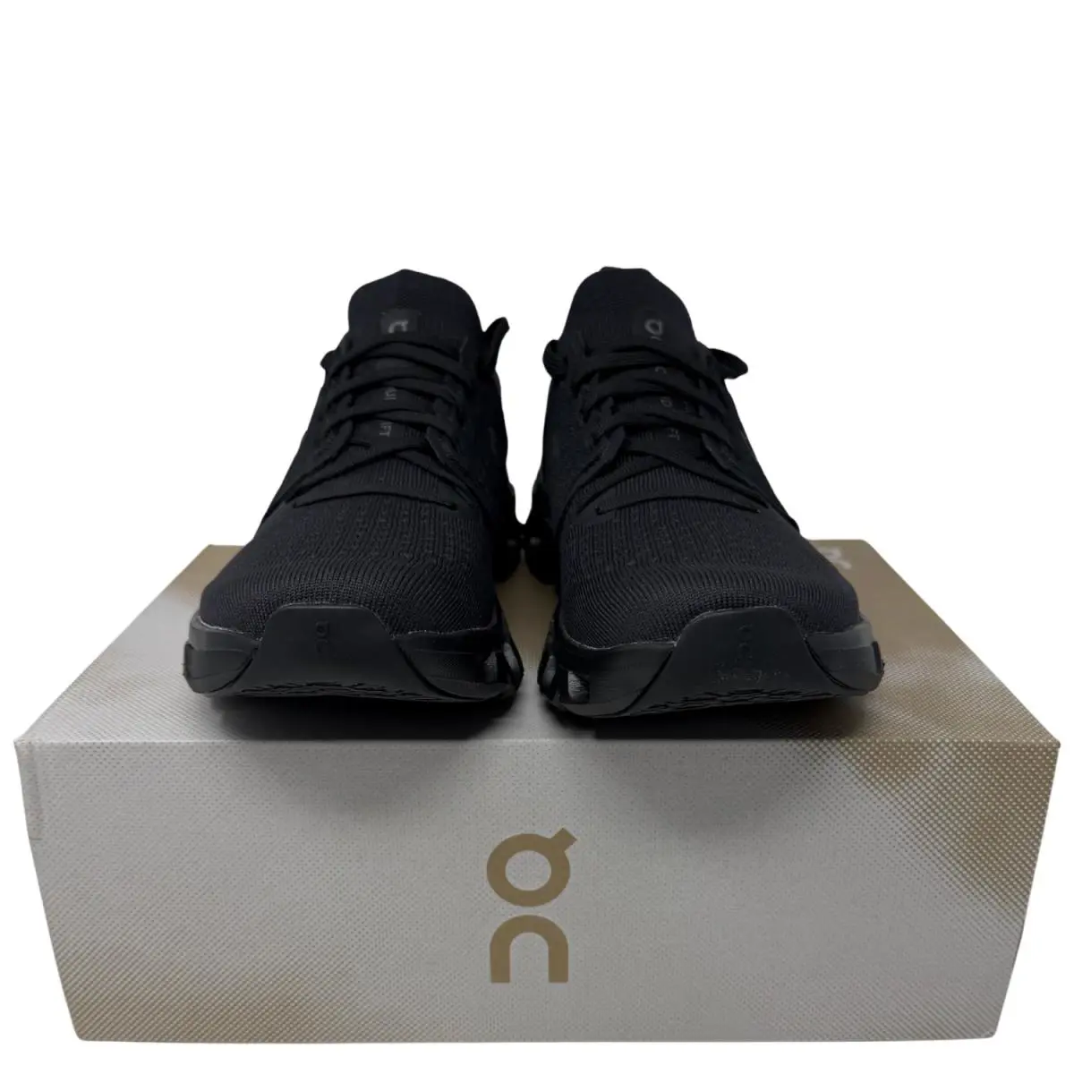 On-Running shoes - Cloudswift 4 - Cloudswift - Black | Eclipse 1