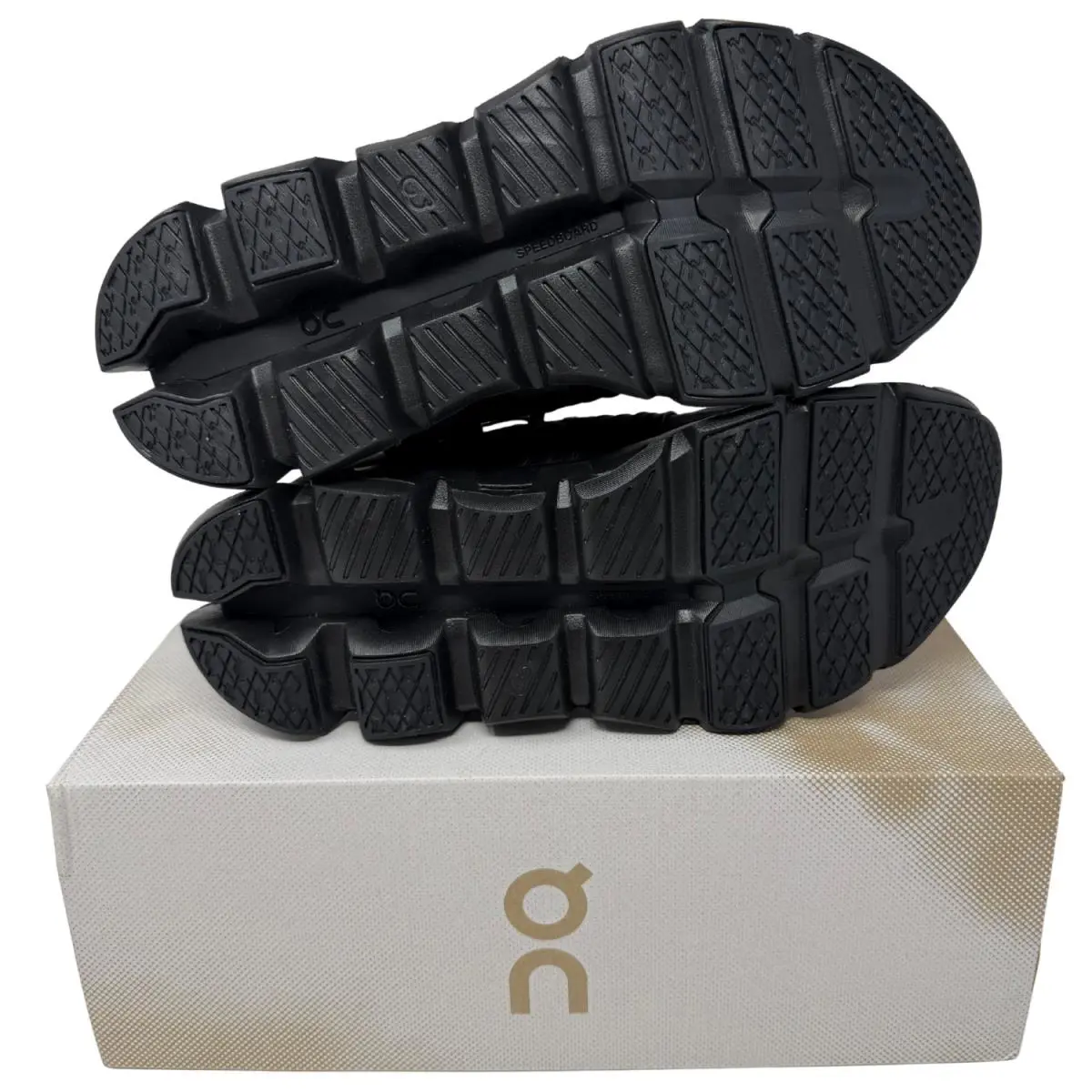 On-Running shoes - Cloudswift 4 - Cloudswift - Black | Eclipse 3
