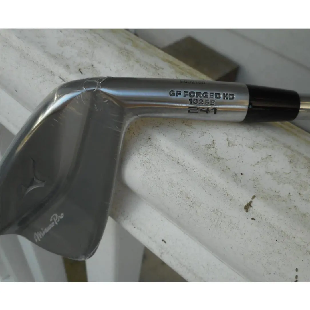 Mizuno  - Pro 241 - Pro 6