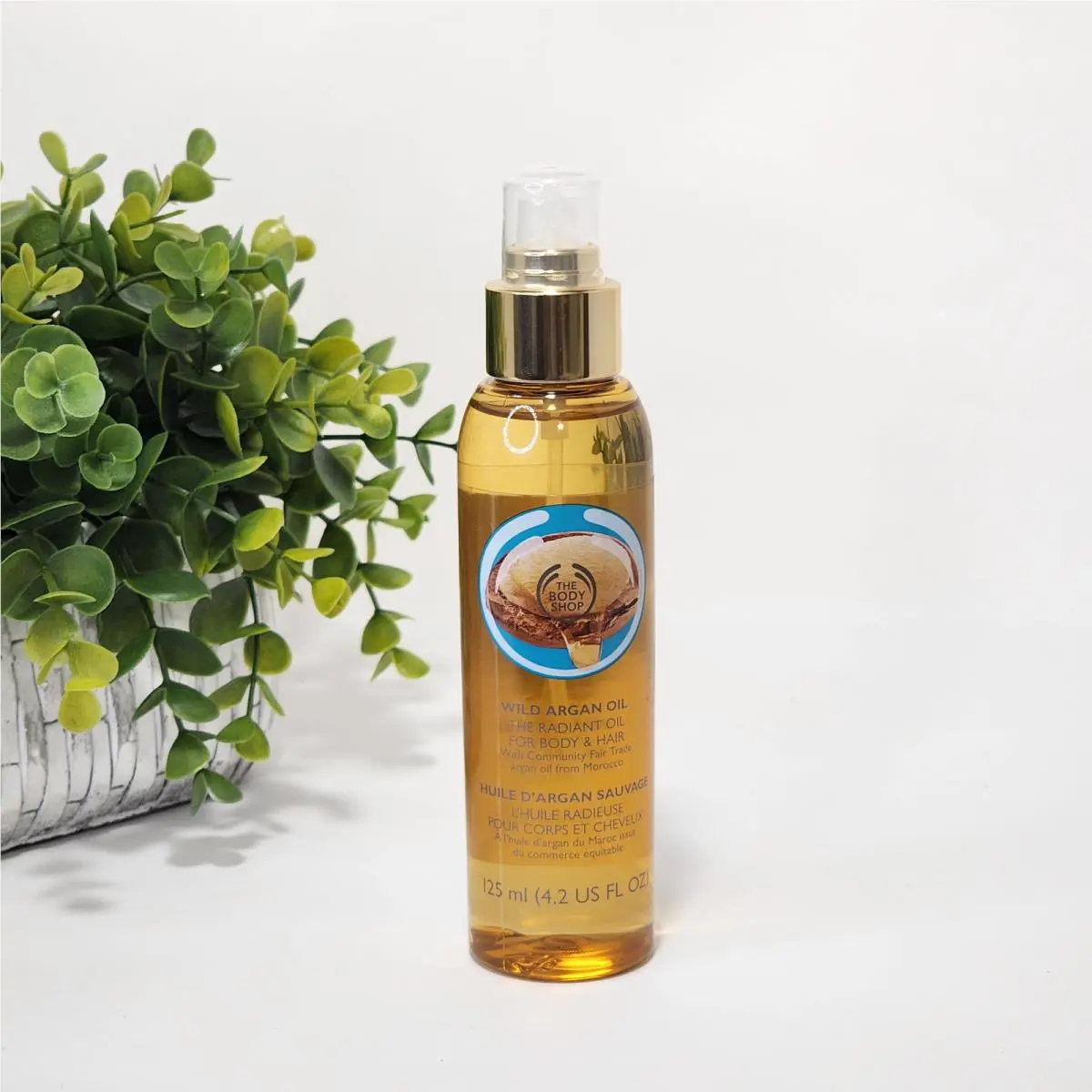 The Body Shop Wild Argan Oil The Radiant Oil For Body and Hair 4.2 fl oz Spray by THE BODY SHOP