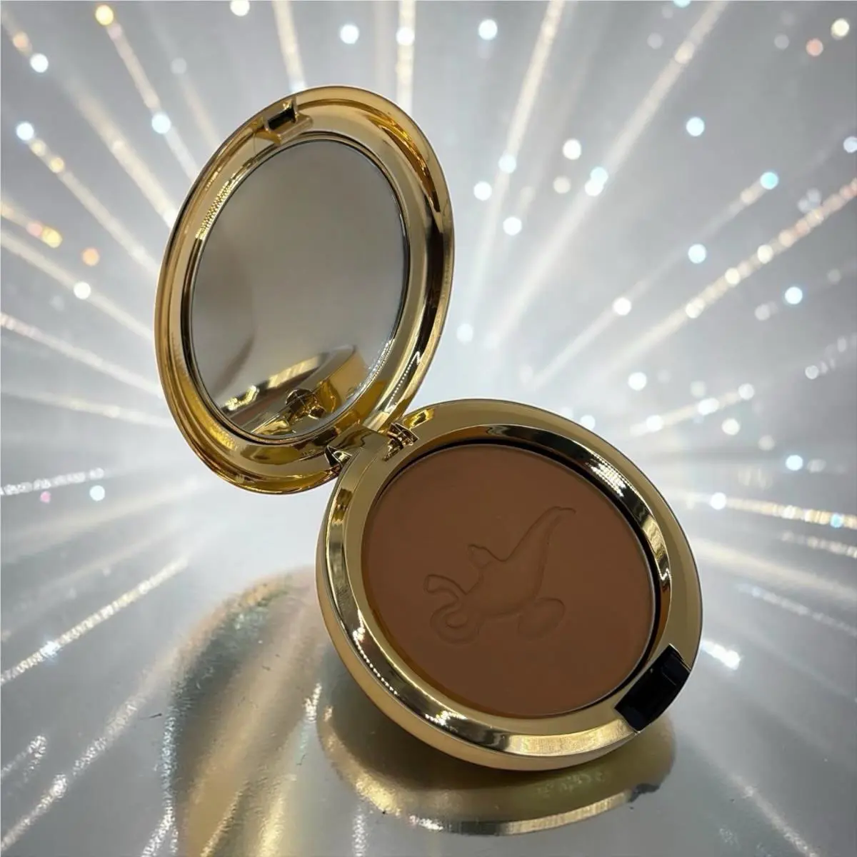 Mac Disney Aladdin Powder Blush in Your Wish Is My Command Limited Edition 10g