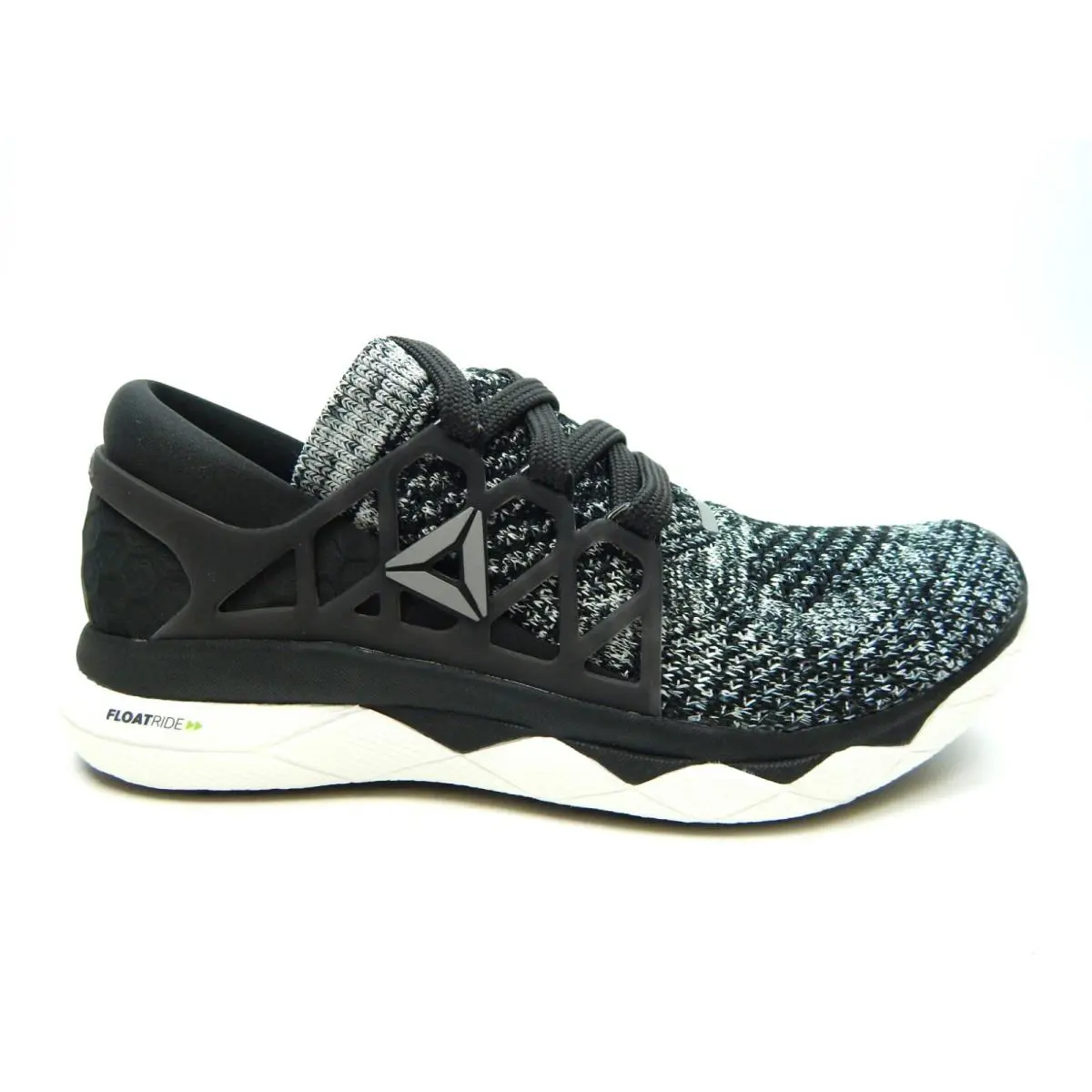 Reebok shoes - Reebok Floatride - Floatride - CM9057 - Black 7