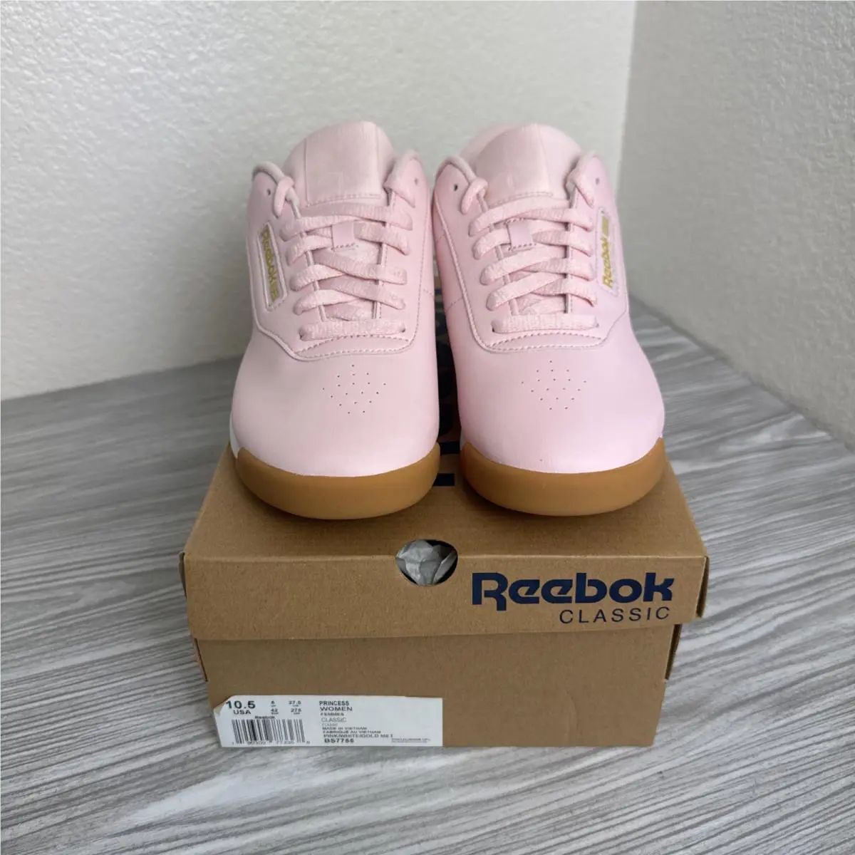 Reebok shoes - Reebok Princess - Princess - Pink/White/Gold Met (UPC: 190309773283) 1