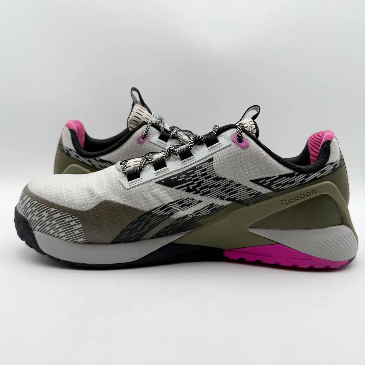 Reebok shoes - White (UPC: 690774622876) 4