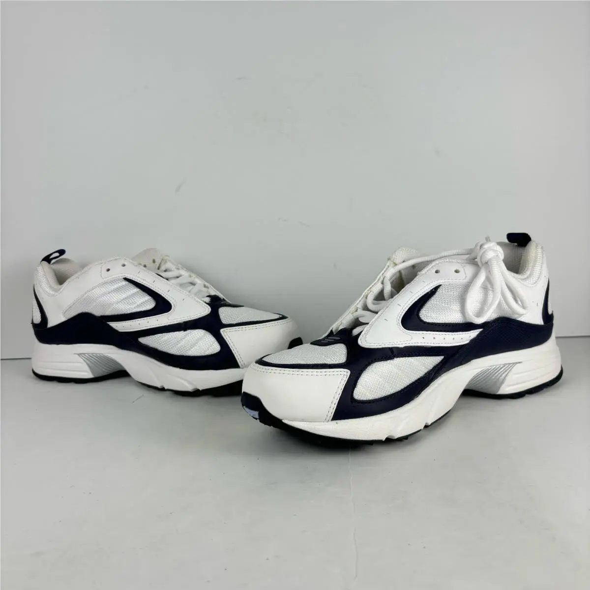 Reebok shoes - White 1