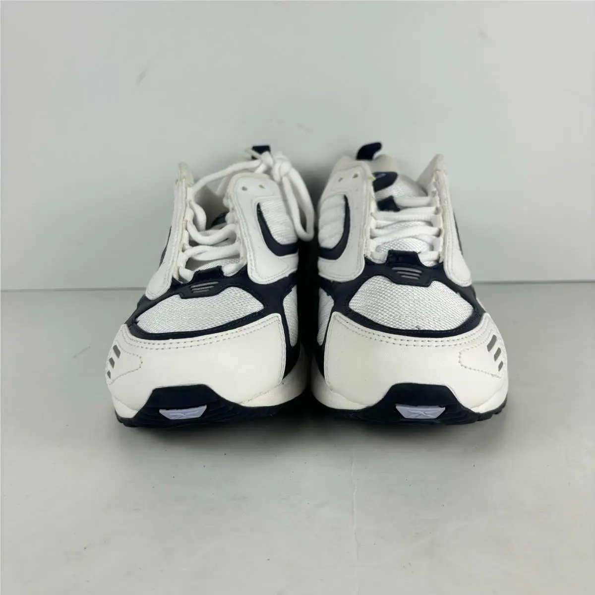 Reebok shoes - White 2
