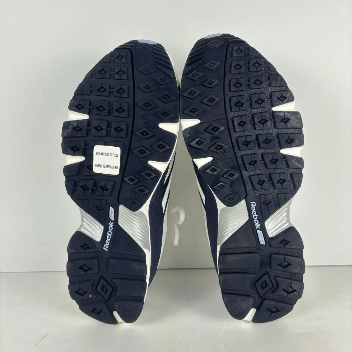 Reebok shoes - White 5