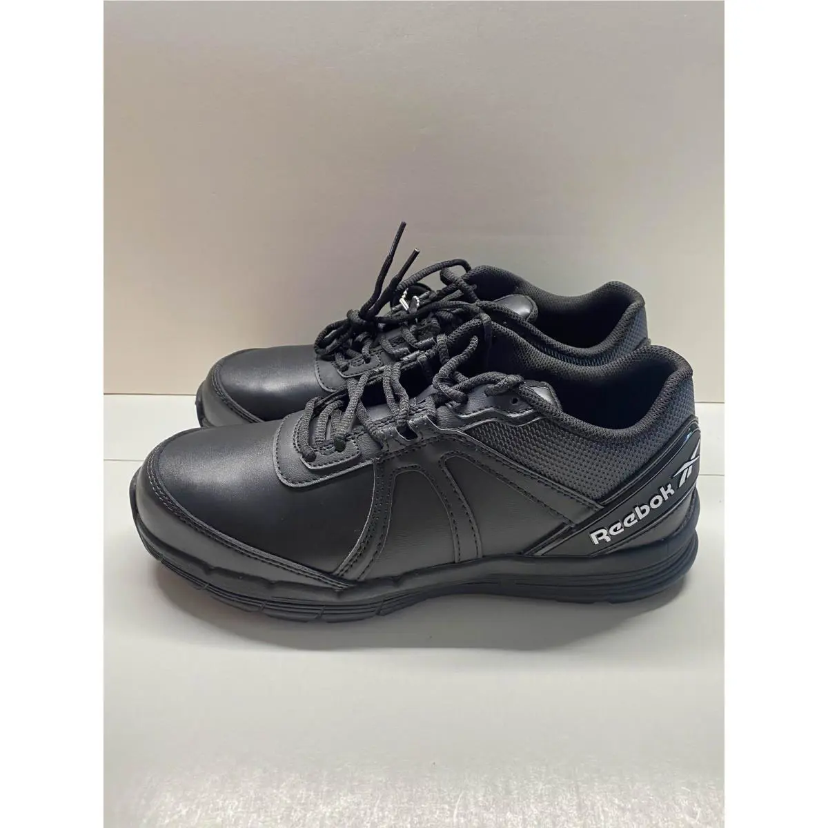 Reebok shoes - Black 1