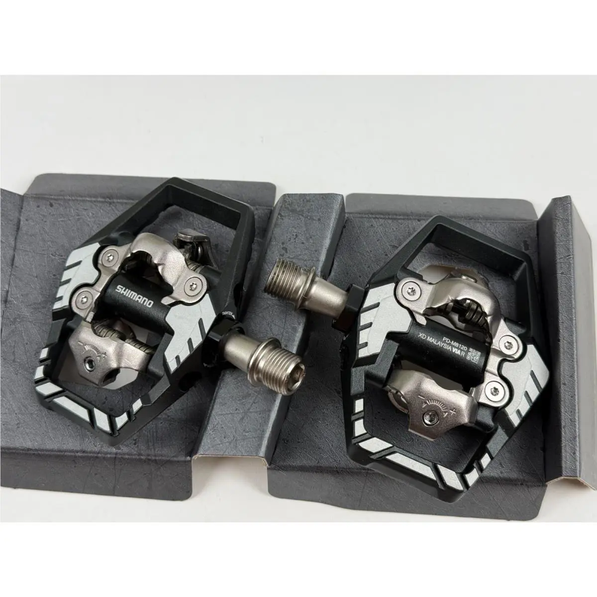 Shimano  - Black 0
