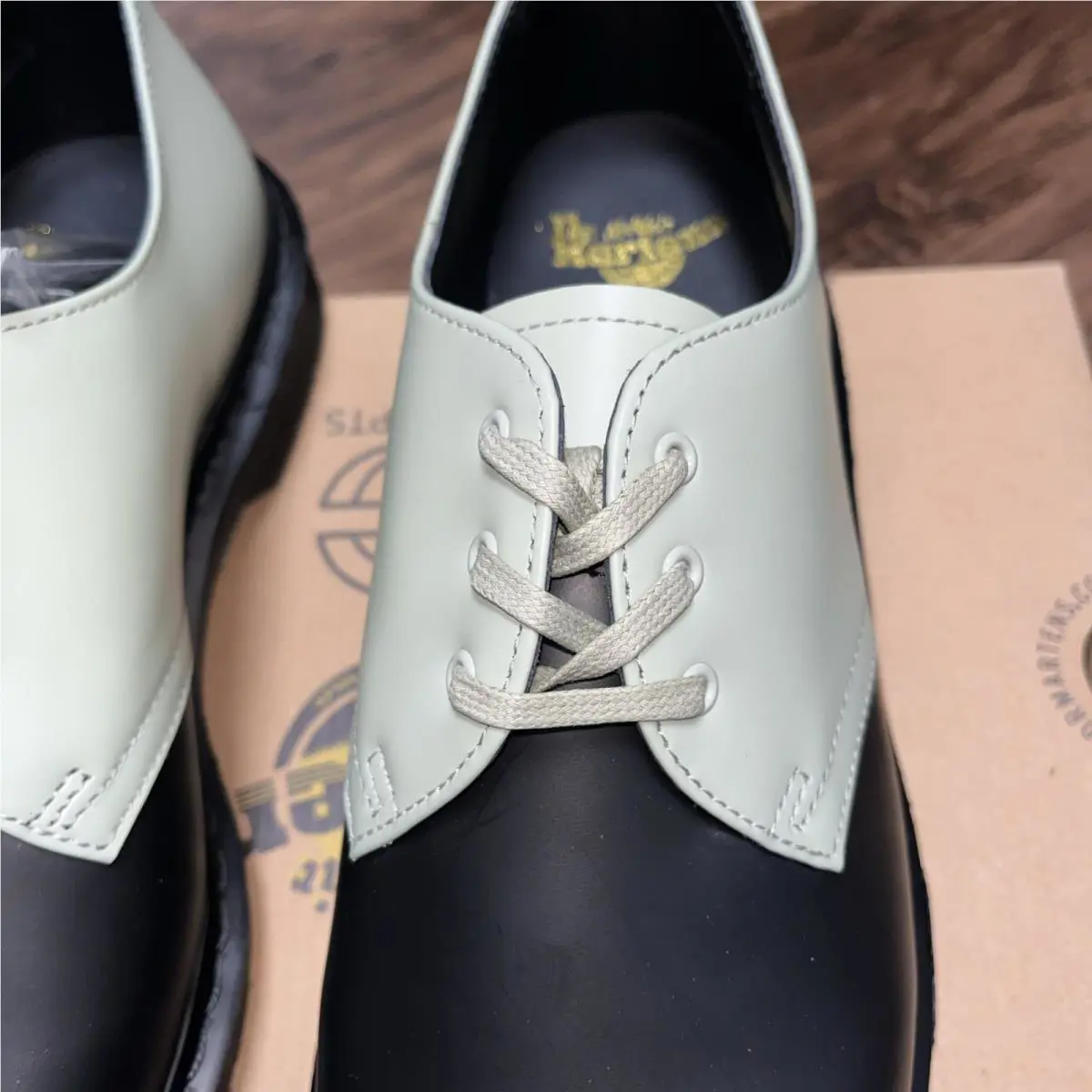 Dr. Martens shoes - 1461 3-Eye - Black (UPC: 0190665025934) 3