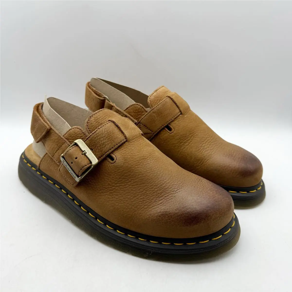 Dr. Martens shoes - Brown (UPC: 190665705010) 3