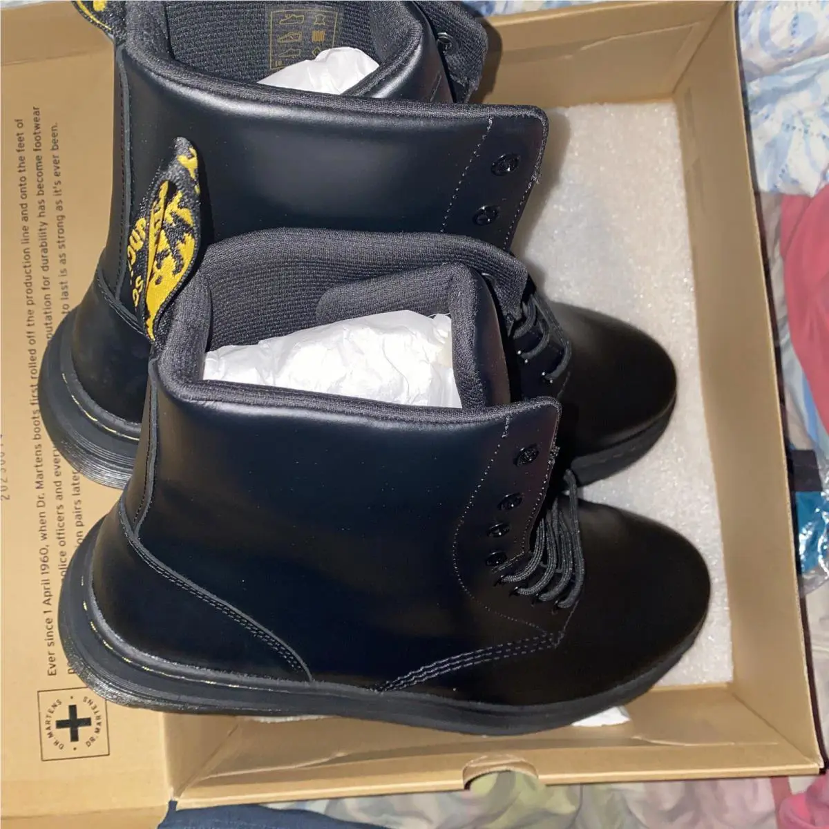 Dr. Martens shoes - Crewson Classic Pull Up - Crewson Classic Pull - Black 5