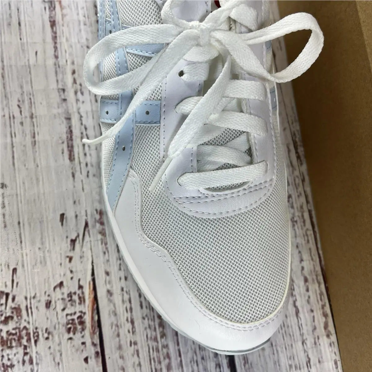Asics shoes - ASICS Tiger Runner - Tiger Runner - White 2