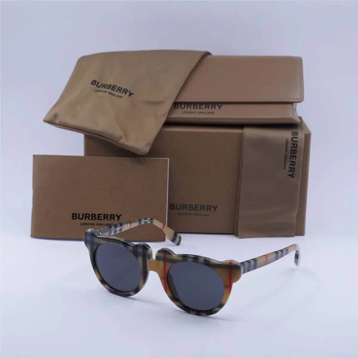 Burberry Kids JB4355 377887 Vintage Check/dark Grey 43-20-125 Sunglasses