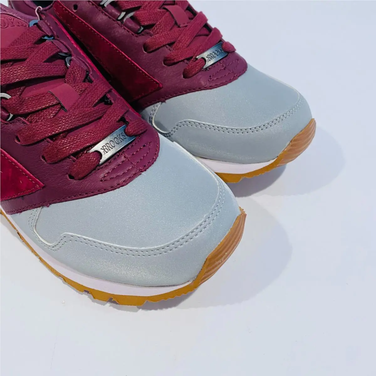 Brooks shoes - Gray 3
