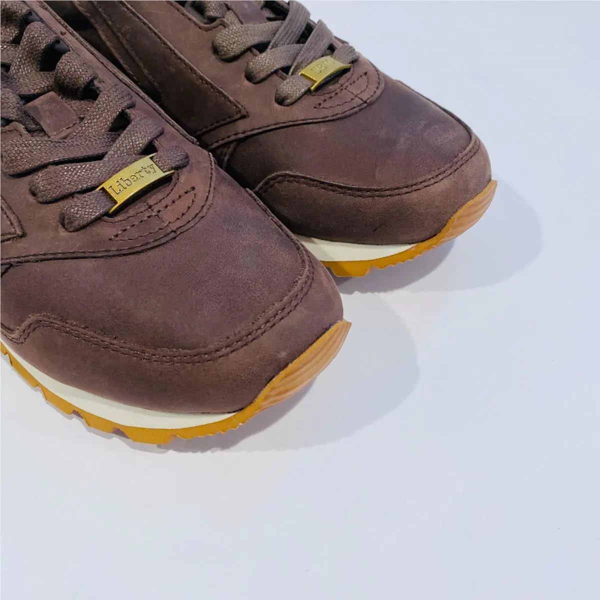 Brooks shoes - Brown 3