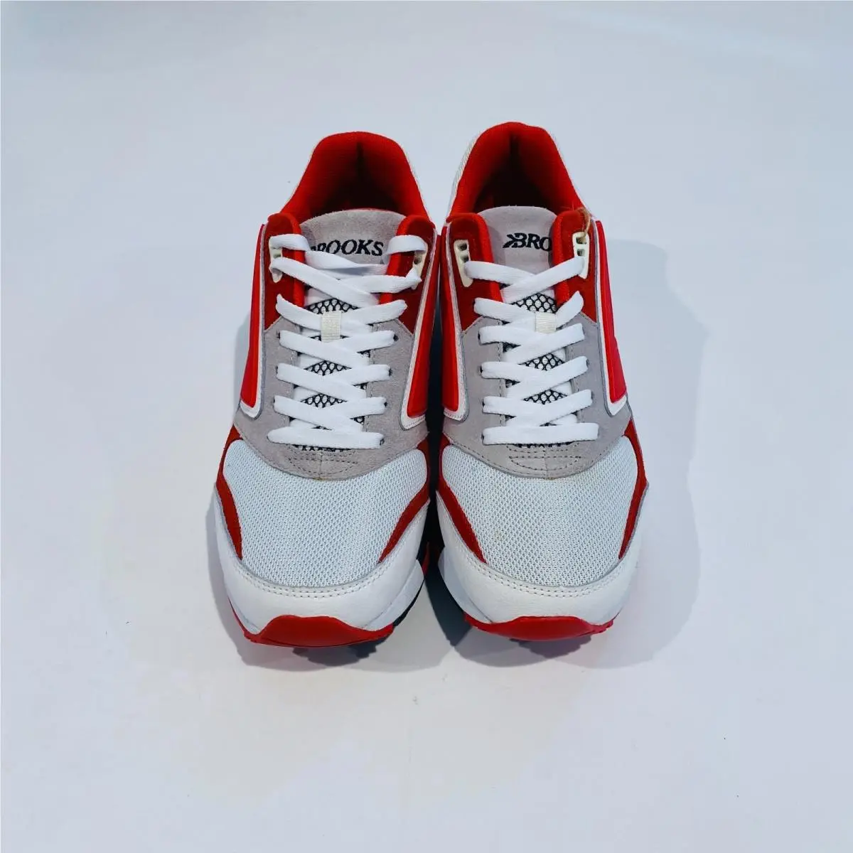 Brooks shoes - White 7