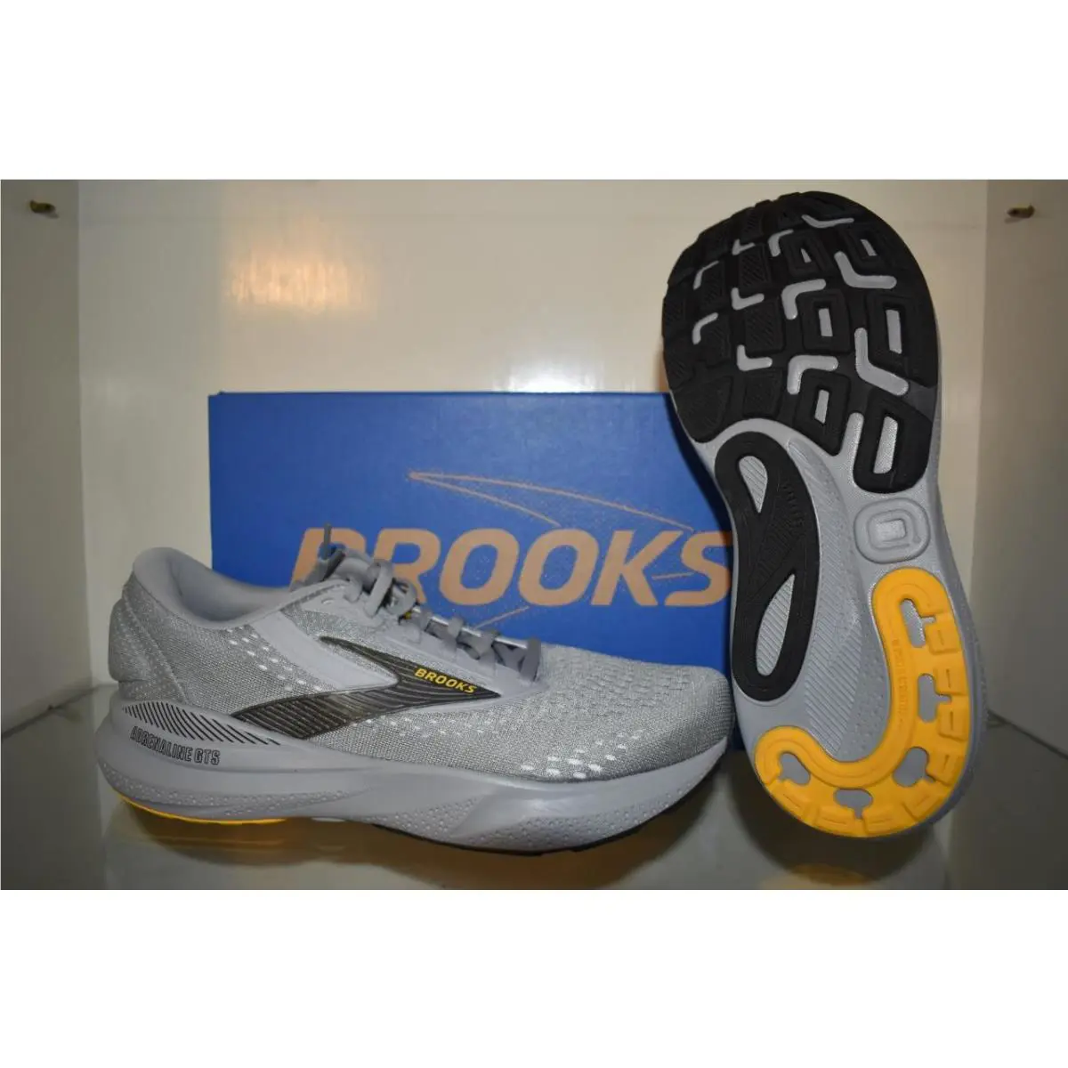 Brooks shoes - Brooks Adrenaline 24 - Adrenaline - 110437 1D 084 - Gray 2