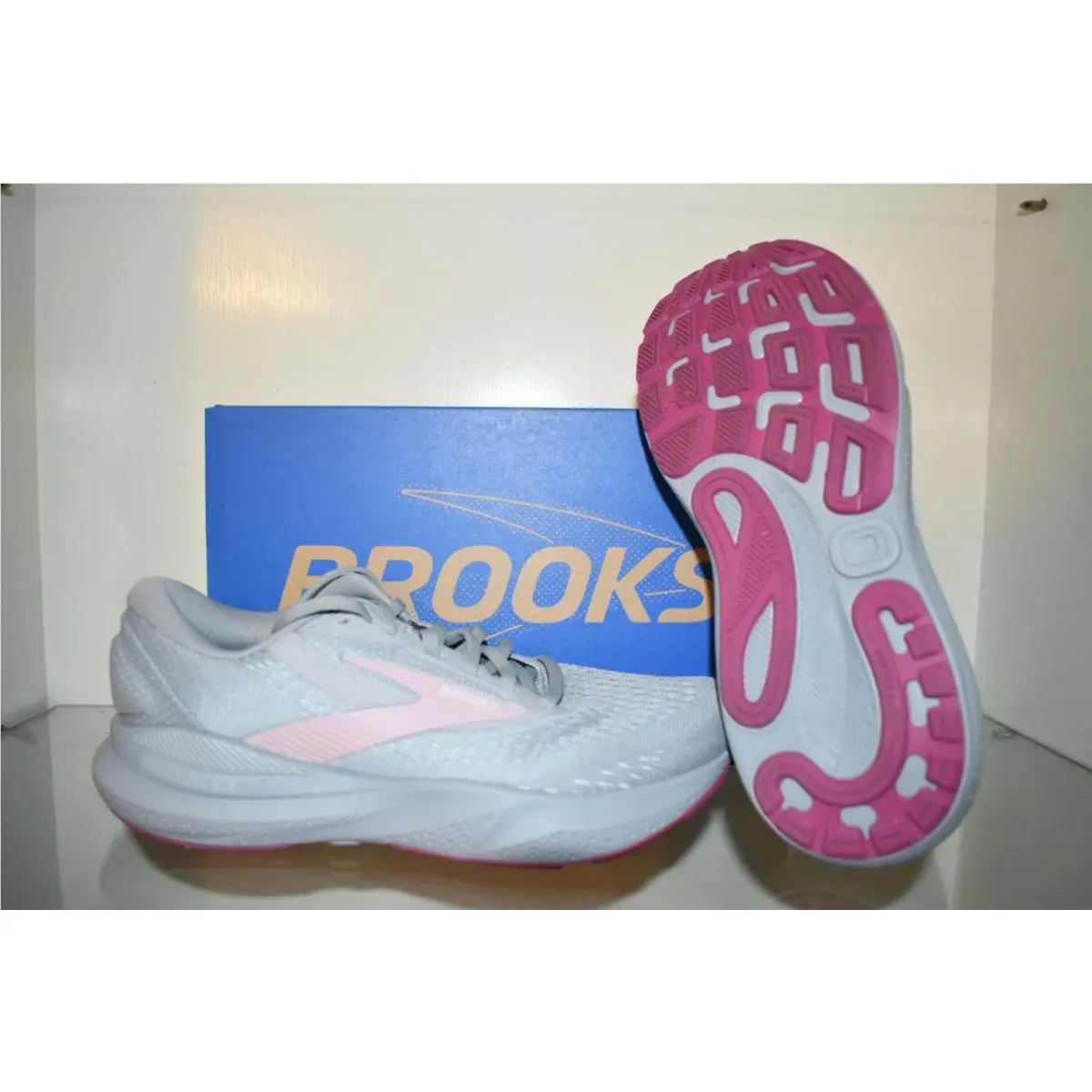 Brooks shoes - Brooks Adrenaline GTS 24 Road - 120426 1B 019 - Gray 2