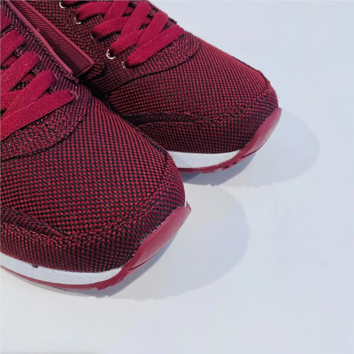 Brooks shoes - Red 3