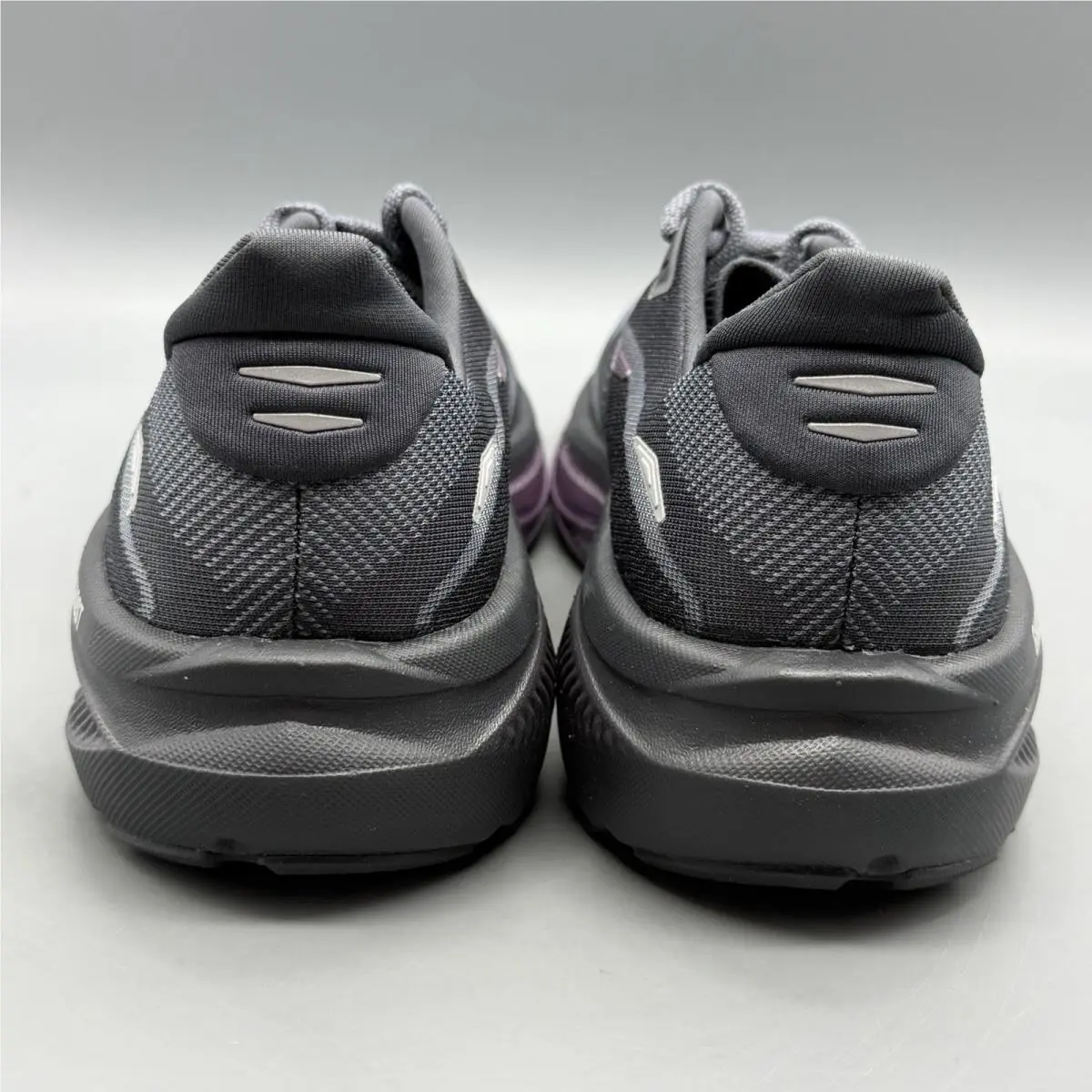 Brooks shoes - Brooks Ghost 18 - Ghost - 1204821B058 - Ebony (UPC: 0195394873290) 2