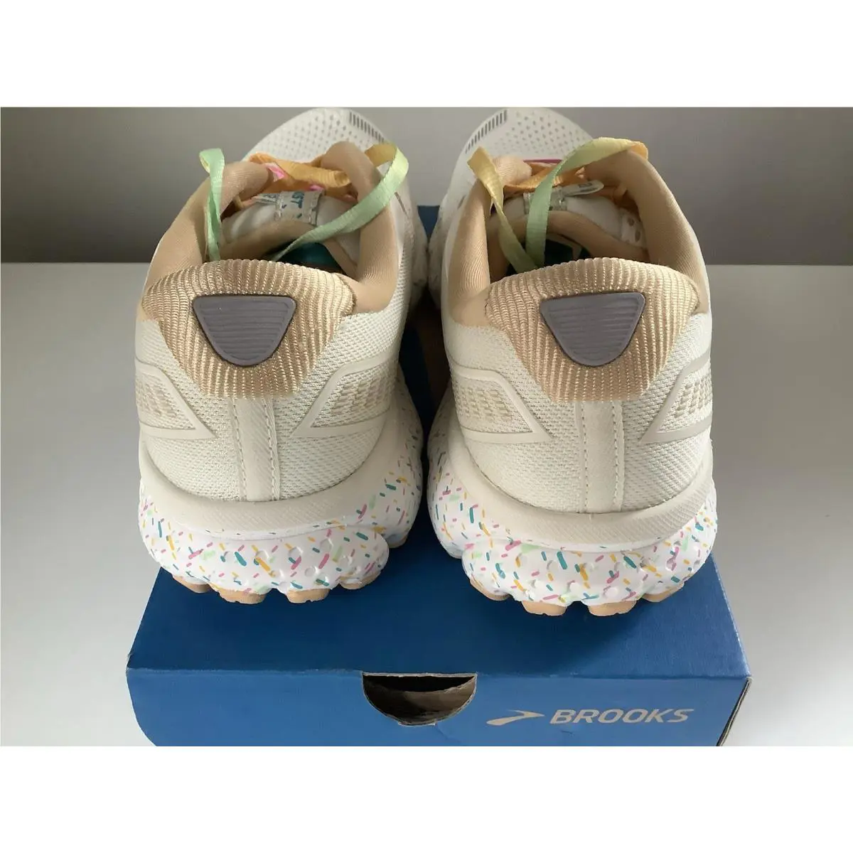 Brooks shoes - Brooks Ghost - Ghost - Multicolor 0