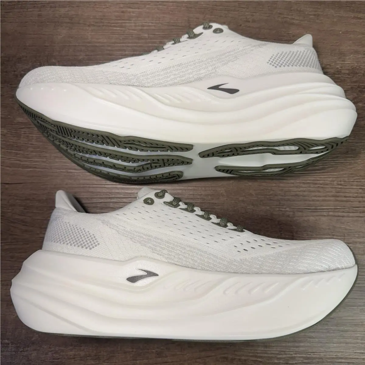 Brooks shoes - Brooks Glycerin Max - Glycerin Max - 110447-1D-158 - Gray 4